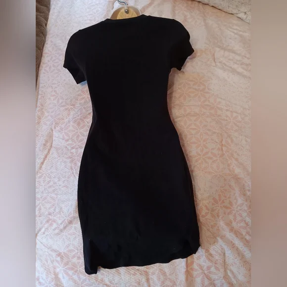 Stylish Black Distressed Dress - Picture 4 of 4